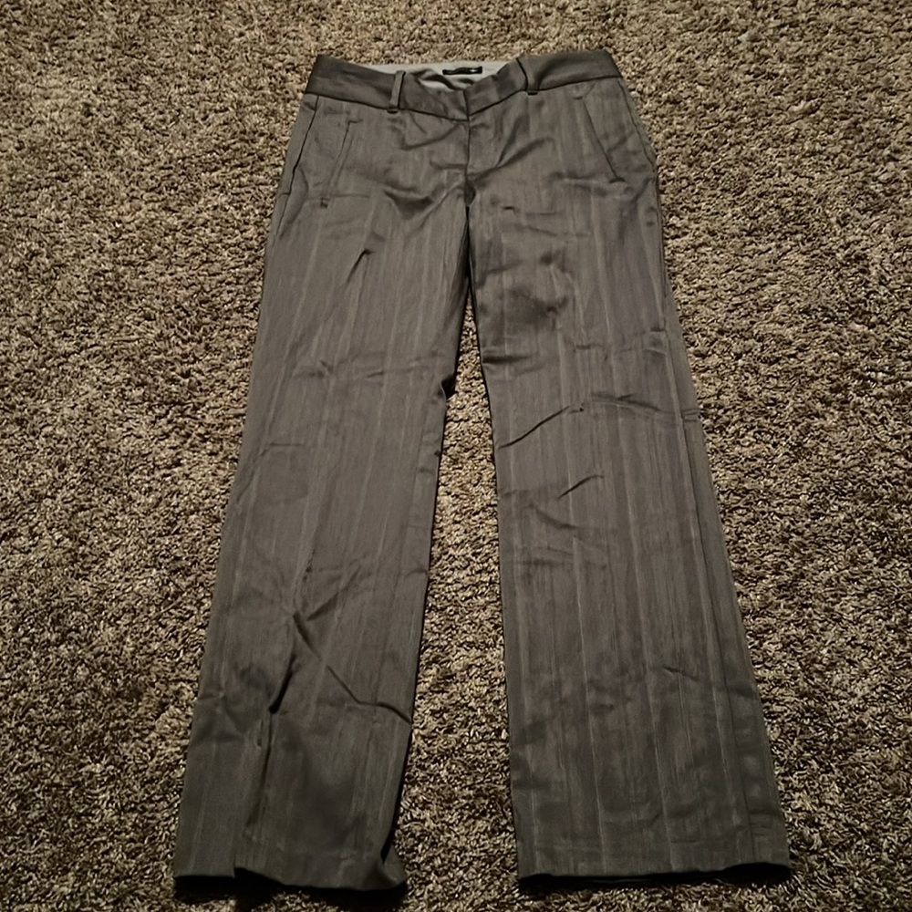 Dockers - Picture 2 of 5